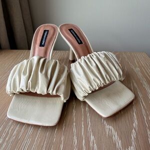 BCBGMaxAzria Cream Ruched Heels Dallas Mule Magnolia Leather Heel